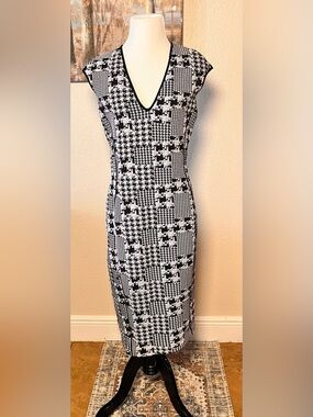 H&M Black & White Houndstooth Midi Sheath Dress